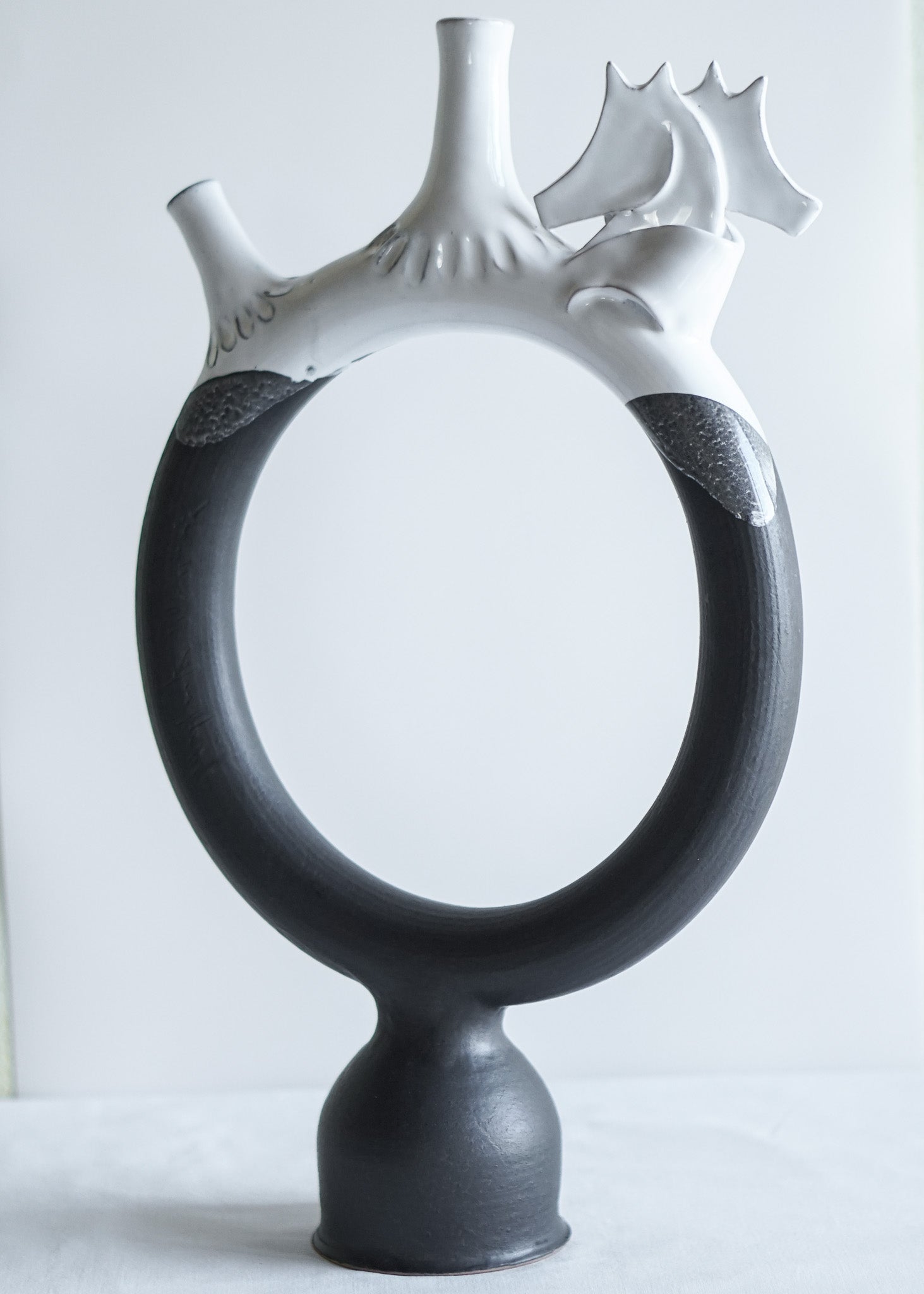 Anfora Anulare Cavalli di Margherita Pilloni 