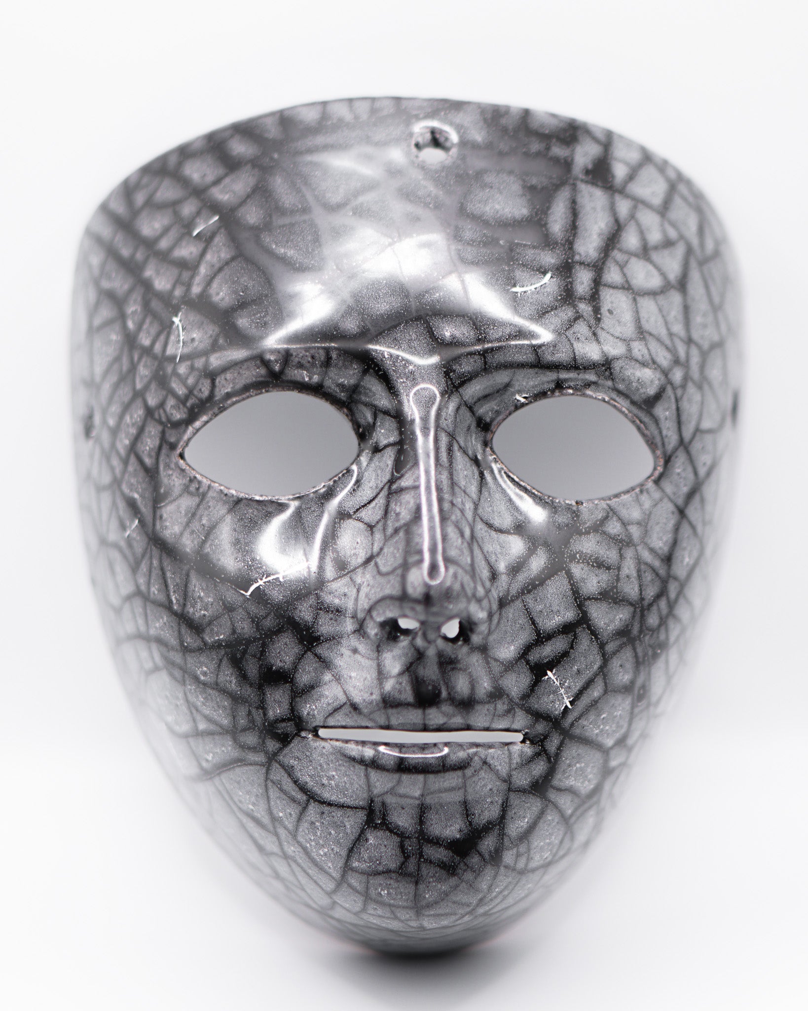 Maschera Black Craquelet di Margherita Pilloni