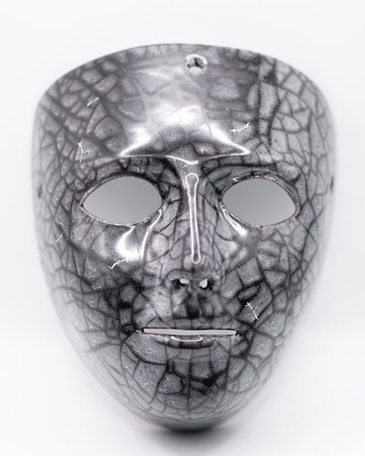 Maschera Black Craquelet di Margherita Pilloni